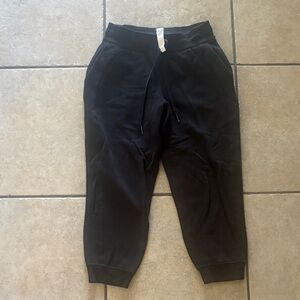 lululemon athletica Men's Black Tapered Jogger Sweatpants